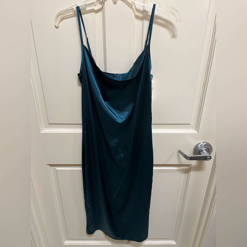 NWT Emerald Green satin midi dress - S